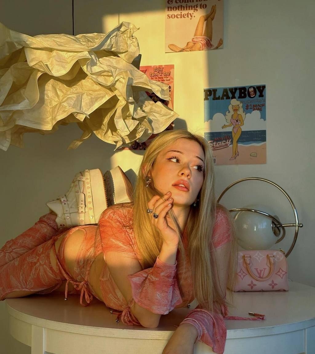 Луна привлекательная девушка из Фрязево цена от 3000 руб