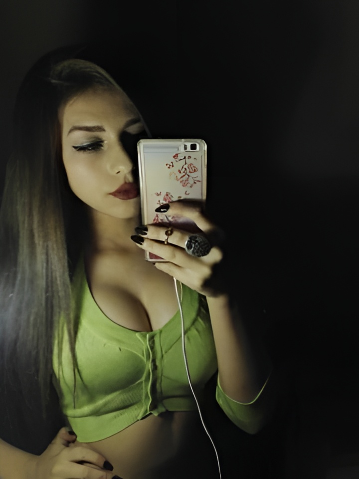 Индивидуалка Юхима, доступна для личного знакомства от 1500 руб